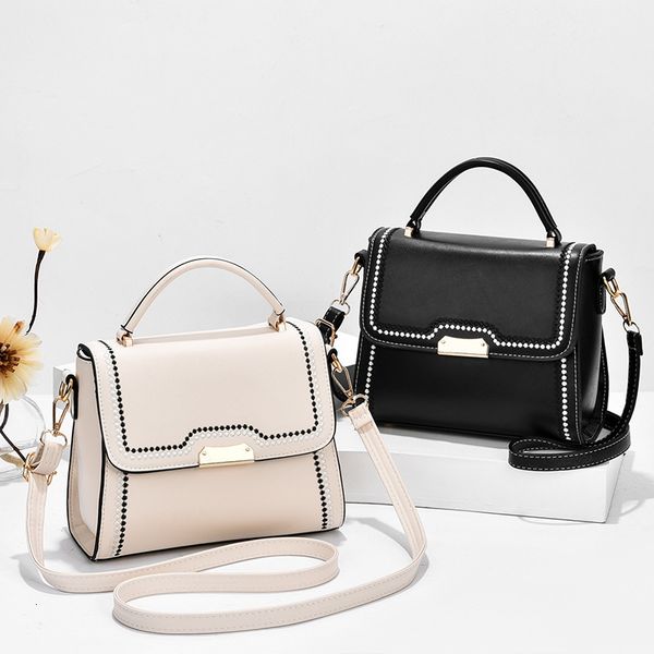 evening bag fashion women's handbag fresh and sweet messenger simple texture single shoulder leisure temperament women
evening bag fashion women's handbag fresh and sweet messenger simple texture single shoulder leisure temperament women
