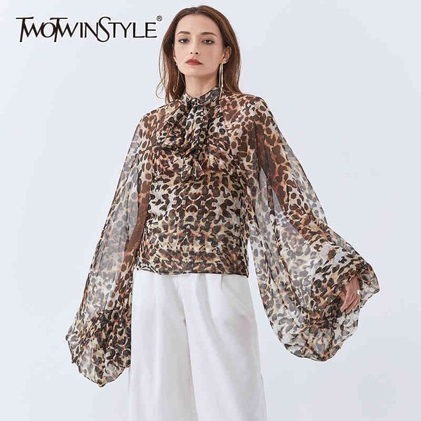 white perspective blouse for women stand collar lantern sleeve casual loose shirt female fashion new clothing 210428
white perspective blouse for women stand collar lantern sleeve casual loose shirt female fashion new clothing 210428