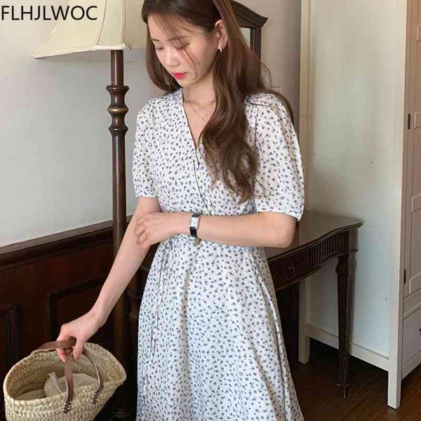 casual dresses korea chic gentle lady summer women feminine temperament vestidos retro vintage floral printed japanese girls cute, Black;gray
casual dresses korea chic gentle lady summer women feminine temperament vestidos retro vintage floral printed japanese girls cute, Black;gray