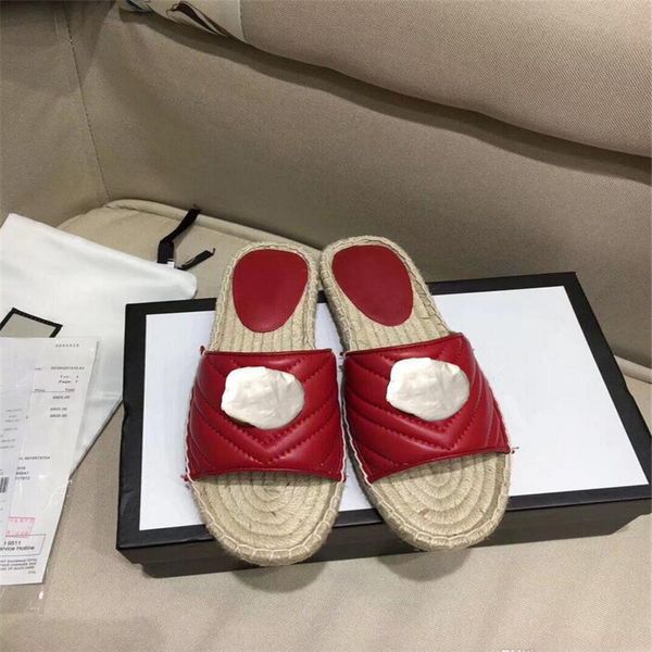 2021 new women men slides summer slippers beach indoor flat sandals slippers house flip flops with spike sandal quality, Black
2021 new women men slides summer slippers beach indoor flat sandals slippers house flip flops with spike sandal quality, Black