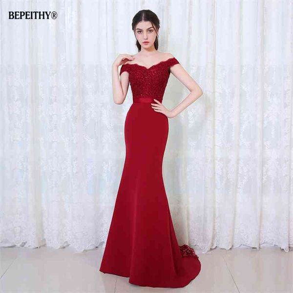 evening is and long. fishtail slim fitting wedding back door one shoulder tail dress, White;black
evening is and long. fishtail slim fitting wedding back door one shoulder tail dress, White;black
