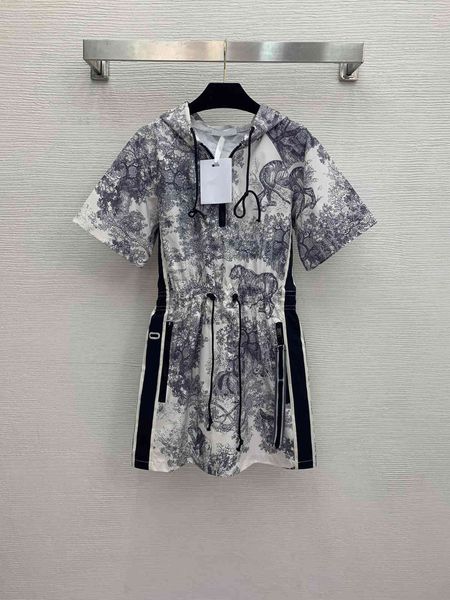 dress summer star yang ying same animal tiger jungle print elastic waist, White;black
dress summer star yang ying same animal tiger jungle print elastic waist, White;black