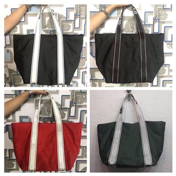2022 women bimbaylola luxury designer bags new fashionable large capacity shoulder bag tote bag bolso negro lujo
2022 women bimbaylola luxury designer bags new fashionable large capacity shoulder bag tote bag bolso negro lujo