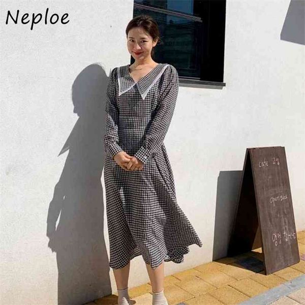 vinatge plaid slim long dress women high waist hip a line vestidos turn down collar sleeve pullover robe spring 210422, Black;gray
vinatge plaid slim long dress women high waist hip a line vestidos turn down collar sleeve pullover robe spring 210422, Black;gray