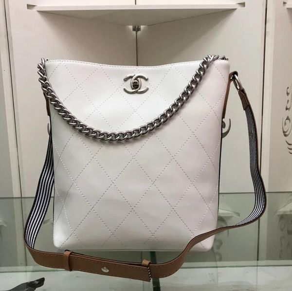 evening designer luxury new hippie bag handbags iconic handles shoulder bags totes clutches cross body bag
evening designer luxury new hippie bag handbags iconic handles shoulder bags totes clutches cross body bag