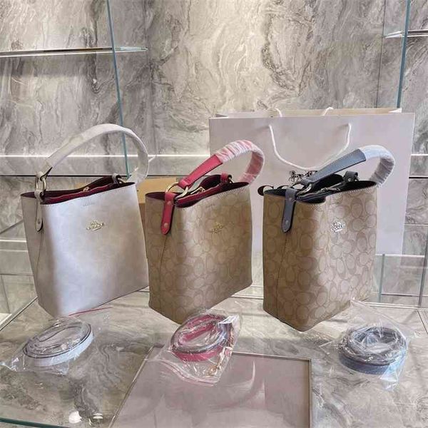 factory print small charlie bucket bag valentine's day exclusive love flower one shoulder slant across women's bag luxuryss design
factory print small charlie bucket bag valentine's day exclusive love flower one shoulder slant across women's bag luxuryss design