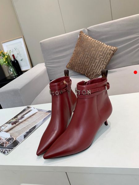 2022 designer women snowdrop flat ankle boots lady fashion snow boot waterproof winter warm wool leather sneakers size us 4.5-8.5 -h204, Black
2022 designer women snowdrop flat ankle boots lady fashion snow boot waterproof winter warm wool leather sneakers size us 4.5-8.5 -h204, Black