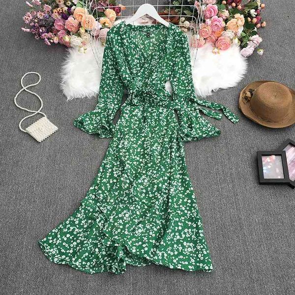 spring fashion all-match v-neck flared sleeve dress lace up waist slim irregular ruffles 210512, Black;gray
spring fashion all-match v-neck flared sleeve dress lace up waist slim irregular ruffles 210512, Black;gray