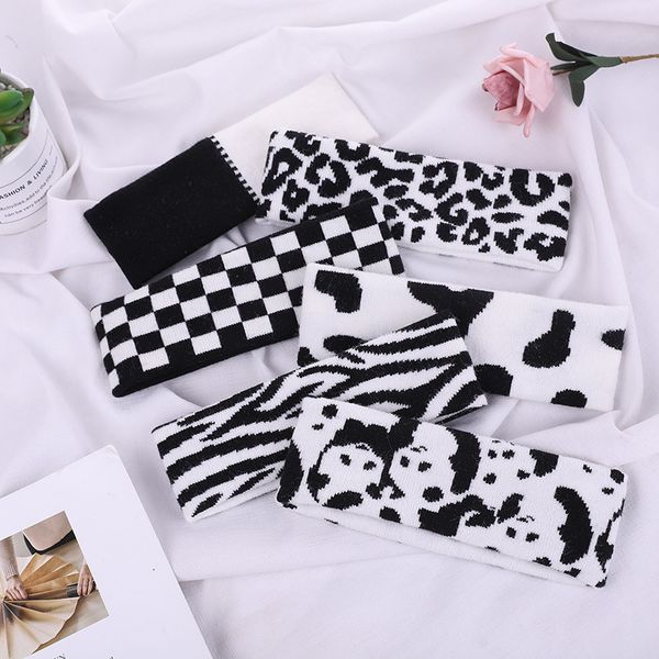 cow striped hair band women's ins wool knitting fashion headband net edge hair band, Slivery;white
cow striped hair band women's ins wool knitting fashion headband net edge hair band, Slivery;white