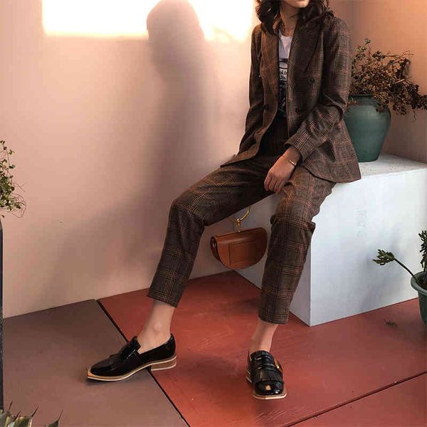 women's suits & blazers women double breasted plaid 2pcs suit set blazer jacket trouser runway winter woolen lady feminino uxpk, White;black
women's suits & blazers women double breasted plaid 2pcs suit set blazer jacket trouser runway winter woolen lady feminino uxpk, White;black