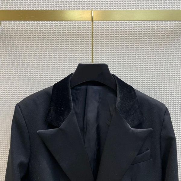 women's suits & blazers commute black blazer coats for women 3d cut velvet lapel big pocket slim jacket lady winter, White;black
women's suits & blazers commute black blazer coats for women 3d cut velvet lapel big pocket slim jacket lady winter, White;black
