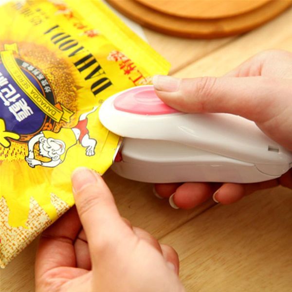 bag clips mini portable food snack clip candy blend color home kitchen electric appliances tools small items
bag clips mini portable food snack clip candy blend color home kitchen electric appliances tools small items