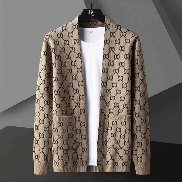 luxury letter printed et digner brand fashion pocket knitted cardigan coat men 2021 casual sweater, Black;white
luxury letter printed et digner brand fashion pocket knitted cardigan coat men 2021 casual sweater, Black;white
