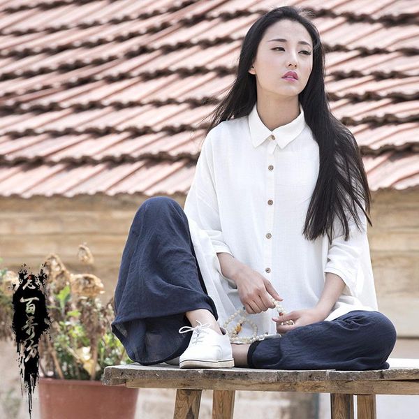 women's blouses & shirts cotton linen 2021 summer turn down collar bat sleeve plus size women clothes button up, White
women's blouses & shirts cotton linen 2021 summer turn down collar bat sleeve plus size women clothes button up, White