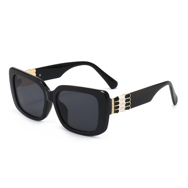 sunglasses trend big frame for women retro metal decorative fashion personality europe and america 2021 style, White;black
sunglasses trend big frame for women retro metal decorative fashion personality europe and america 2021 style, White;black