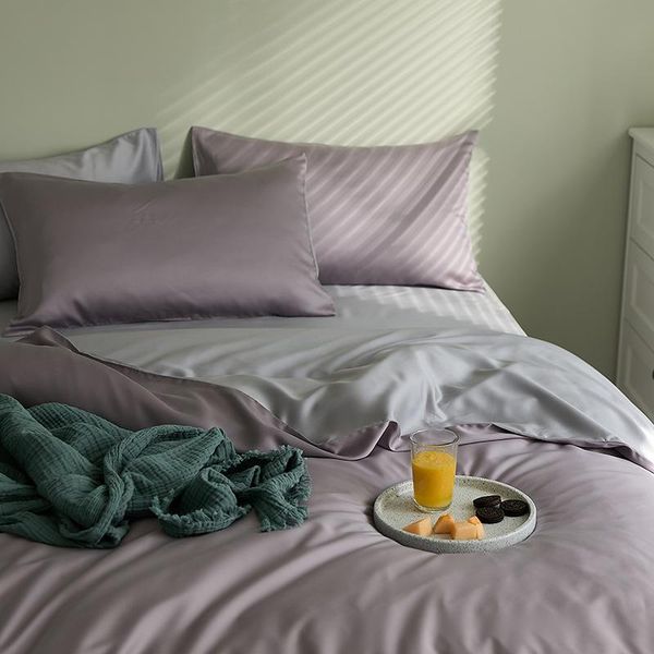 bedding sets light luxury high-end tencel set summer pure color simple ice silk bed sheet reactive printing and dyeing 
bedding sets light luxury high-end tencel set summer pure color simple ice silk bed sheet reactive printing and dyeing