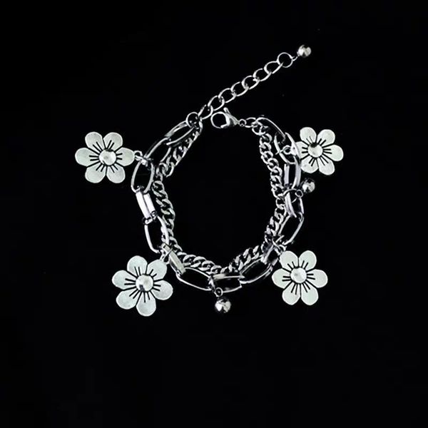 link, chain flower bracelet woman layered hollow bracelets bangles ladies punk party fashion vintage silver color zinc alloy pulseras, Black
link, chain flower bracelet woman layered hollow bracelets bangles ladies punk party fashion vintage silver color zinc alloy pulseras, Black