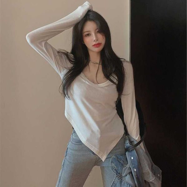 neck korean round t-shirt, long sleeve, white and versatile, irregular bottom coat, women's spring summer top
neck korean round t-shirt, long sleeve, white and versatile, irregular bottom coat, women's spring summer top