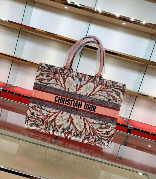 luxurys designer totes handbags women's bags old flower book tote canvas embroidery multi-function and large capacity shopping bag 28 c
luxurys designer totes handbags women's bags old flower book tote canvas embroidery multi-function and large capacity shopping bag 28 c