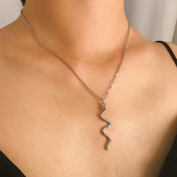 chains 2021 punk snake pendant necklace golden silver color grunge unquie men women neck jewelry statement fashion wholesale
chains 2021 punk snake pendant necklace golden silver color grunge unquie men women neck jewelry statement fashion wholesale