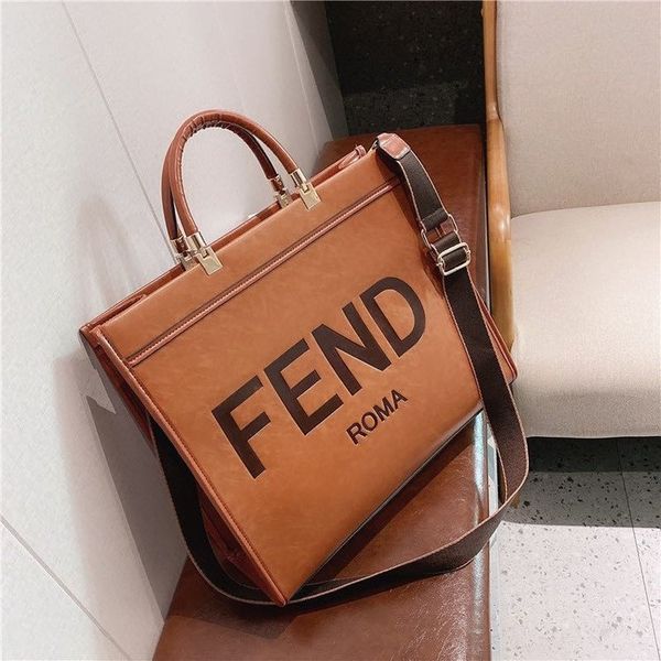 designer handbags 2021 new korean version messenger fashionable women's ins handbag single shoulder tote bag
designer handbags 2021 new korean version messenger fashionable women's ins handbag single shoulder tote bag
