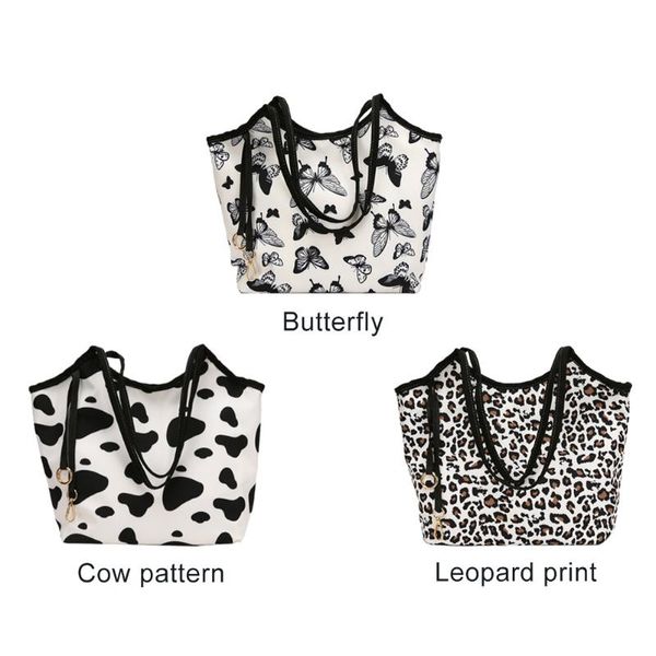 diaper bags fashion cow spotted black white lady's messenger shoulder bag with compartment zipper opening simple light cooked style han
diaper bags fashion cow spotted black white lady's messenger shoulder bag with compartment zipper opening simple light cooked style han