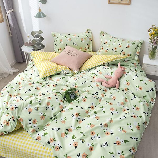 strawberry flower carrot pattern warm bedding quilt cover pillowcase bed sheet set home textile bedroom decoration sets
strawberry flower carrot pattern warm bedding quilt cover pillowcase bed sheet set home textile bedroom decoration sets