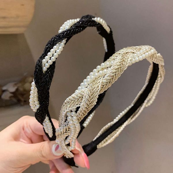 pearl hoop female fairy pressure washing face, Black;brown
pearl hoop female fairy pressure washing face, Black;brown