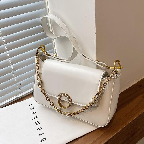 niche design girl 2021 fashion messenger bag high-end pearl chain shoulder square underarm dual-use width 24.5cm bags
niche design girl 2021 fashion messenger bag high-end pearl chain shoulder square underarm dual-use width 24.5cm bags