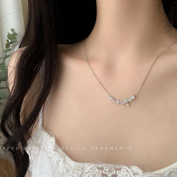 chokers korean fashion silver color zirconia necklace for women 2021 punk simple statement star pendant choker vintage jewelry gifts, Golden;silver
chokers korean fashion silver color zirconia necklace for women 2021 punk simple statement star pendant choker vintage jewelry gifts, Golden;silver
