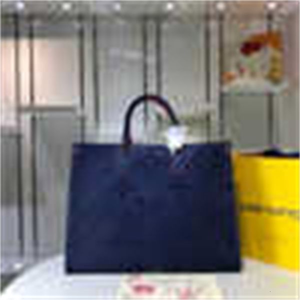 shoulder handbags handbags brand cross shopping designer ladies handbags luxury iconic handles d27b bags totes ale body bag m445713 clut
shoulder handbags handbags brand cross shopping designer ladies handbags luxury iconic handles d27b bags totes ale body bag m445713 clut