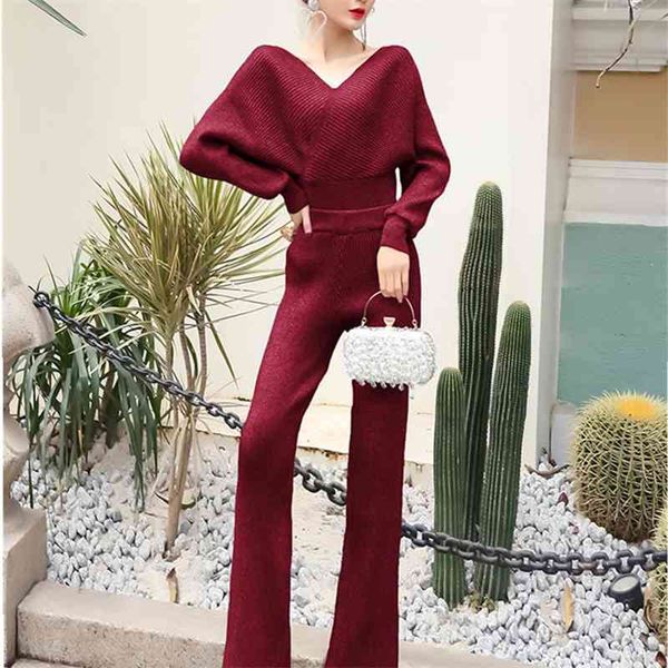 autumn arrival women's quality v-neck backless long-sleeved sweater +high waist wide leg pants 2pcs set 210520, White
autumn arrival women's quality v-neck backless long-sleeved sweater +high waist wide leg pants 2pcs set 210520, White
