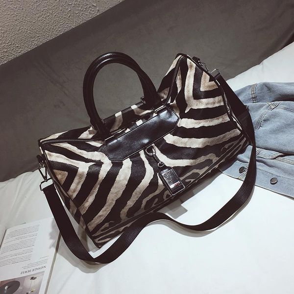 evening bags fashion travel bag hand luggage zebra pattern tote for women crossbody large capacity women's designer handbag
evening bags fashion travel bag hand luggage zebra pattern tote for women crossbody large capacity women's designer handbag