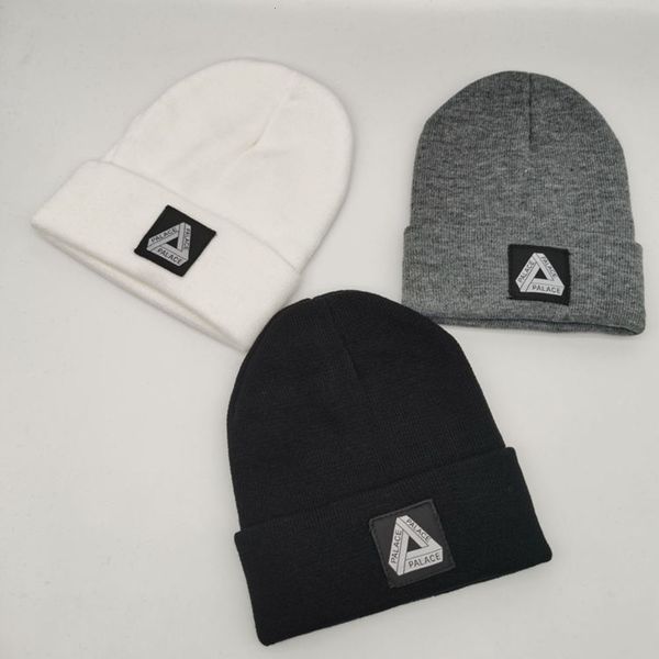 hat pasted triangular cold men's and women's acrylic knitted spring autumn winter warm wool couple student, Blue;gray
hat pasted triangular cold men's and women's acrylic knitted spring autumn winter warm wool couple student, Blue;gray