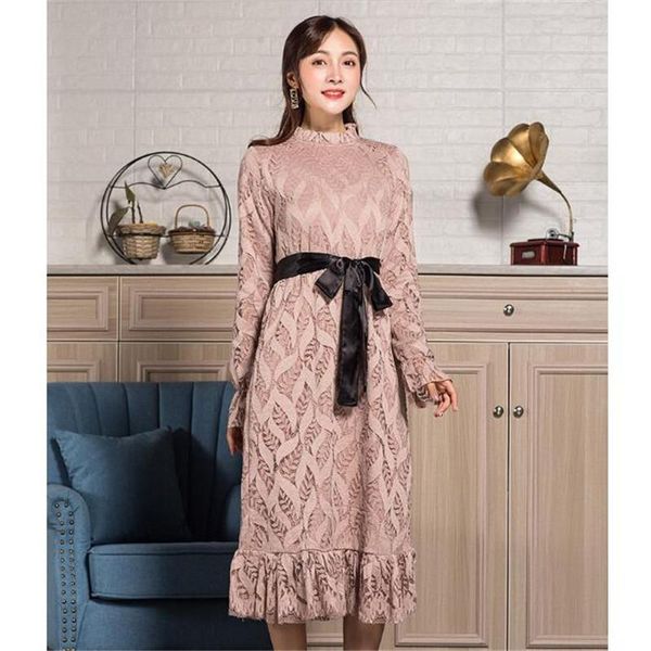 casual dresses fashion lace women 2021 winter plus velvet dress o-neck long sleeve mid-calf ol office lady elegant, Black;gray
casual dresses fashion lace women 2021 winter plus velvet dress o-neck long sleeve mid-calf ol office lady elegant, Black;gray