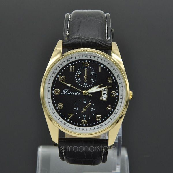 wristwatches luxury men\\'s watches leather band male analog quartz watch men fashion casual with calendar relogio, Slivery;brown
wristwatches luxury men\\'s watches leather band male analog quartz watch men fashion casual with calendar relogio, Slivery;brown