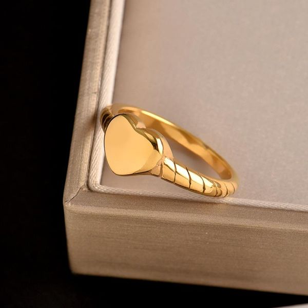 wedding rings 316l stainless steel fadeless european and american wind niche design sweet love ring ins vintage fashion cold, Slivery;golden
wedding rings 316l stainless steel fadeless european and american wind niche design sweet love ring ins vintage fashion cold, Slivery;golden