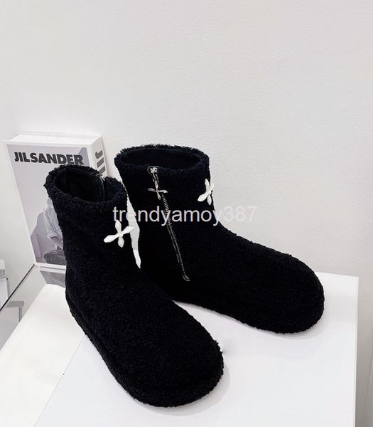 boots winter boots flat bottomed fur short martin one fashionable warm solid color women's, Black
boots winter boots flat bottomed fur short martin one fashionable warm solid color women's, Black