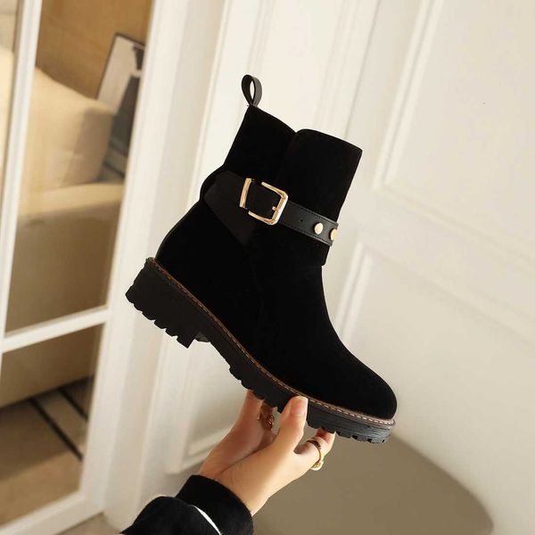 dress shoes women's leather boots ankles autumn rivet buckle for ladies fashion flat black woman punk winter motocycle shoes njgu
dress shoes women's leather boots ankles autumn rivet buckle for ladies fashion flat black woman punk winter motocycle shoes njgu