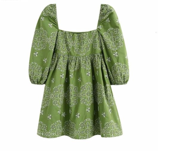 green women vintage square collar hollow out embroidery pleats mini female casual vestidos chic party es, Black;gray
green women vintage square collar hollow out embroidery pleats mini female casual vestidos chic party es, Black;gray