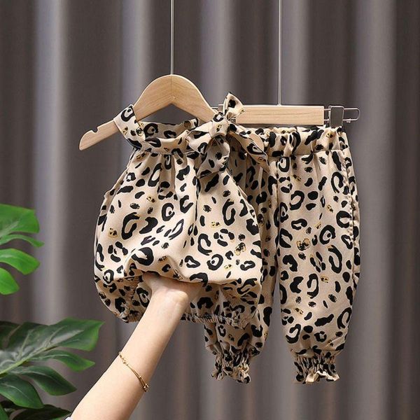 baby girl summer suit 2021 children's clothing fashion strapless sling girls two-piece sets, White
baby girl summer suit 2021 children's clothing fashion strapless sling girls two-piece sets, White