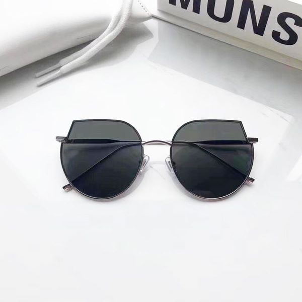 sunglasses 2021 korea brand gentl elfcliff women men cat eye glasses with original packaging, White;black
sunglasses 2021 korea brand gentl elfcliff women men cat eye glasses with original packaging, White;black