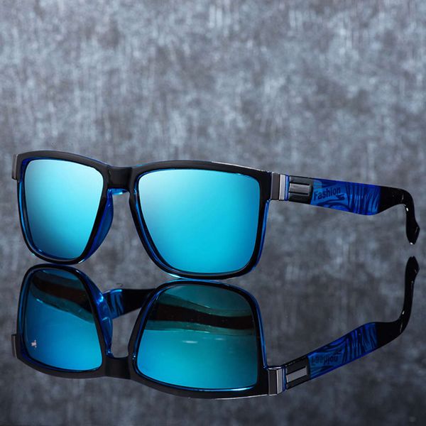 New Men Polarized UV400 Fashion Square Women's glasses Classic retro fire design Riding sunglasses, Black
New Men Polarized UV400 Fashion Square Women's glasses Classic retro fire design Riding sunglasses, Black