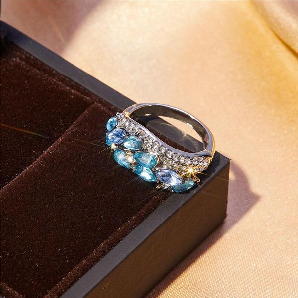 wedding rings fashion luxury drop-shaped blue zircon ring female romantic accessories valentine's day charm jewelry gift wholesale, Slivery;golden
wedding rings fashion luxury drop-shaped blue zircon ring female romantic accessories valentine's day charm jewelry gift wholesale, Slivery;golden