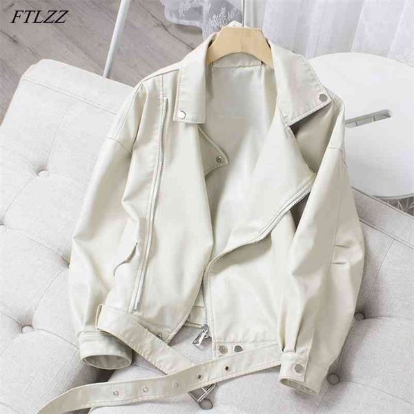spring women bf style loose pu leather jacket with belt autumn female oversized moto biker black coat outwear 210430
spring women bf style loose pu leather jacket with belt autumn female oversized moto biker black coat outwear 210430