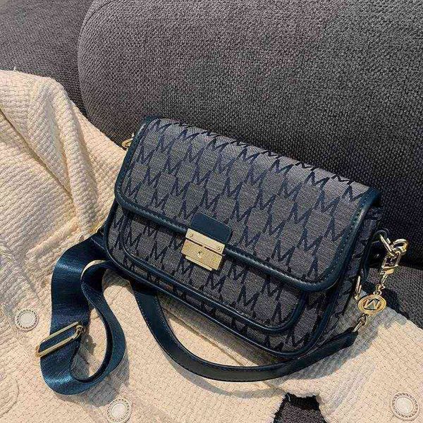 advanced sense of niche design jacquard armpit menger autumn winter bag women's 2021 fashion versatile commuter shoulder
advanced sense of niche design jacquard armpit menger autumn winter bag women's 2021 fashion versatile commuter shoulder
