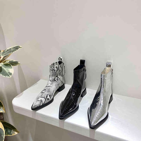 dress shoes moda feminina ankle boots apontou toe martin booties apartamentos salto traseiro zÃper cobra impresso/prata/preto sapatos de cou, Black
dress shoes moda feminina ankle boots apontou toe martin booties apartamentos salto traseiro zÃper cobra impresso/prata/preto sapatos de cou, Black