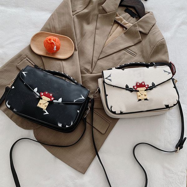 designer luxury storage bag fashion all-match printing messenger trend one-shoulder portable
designer luxury storage bag fashion all-match printing messenger trend one-shoulder portable