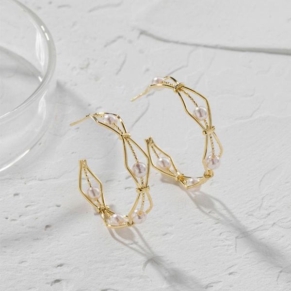 dangle & chandelier 2021 fashion european and american style geometric spiral earrings gold c-shaped female personality, Silver
dangle & chandelier 2021 fashion european and american style geometric spiral earrings gold c-shaped female personality, Silver