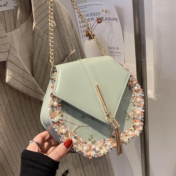 fashion trendy women messenger bag designer pearl embroidery flowers chain luxury tassel purse grils crossbody bags 2021 shoulder
fashion trendy women messenger bag designer pearl embroidery flowers chain luxury tassel purse grils crossbody bags 2021 shoulder